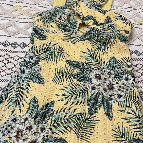 NEW BBDakota Yellow Floral Midi Dress - Picture 9 of 11